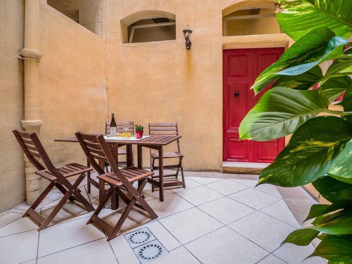 Valletta Main Street Apartment エクステリア 写真