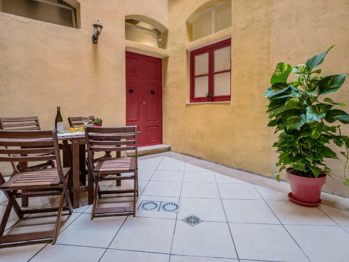 Valletta Main Street Apartment エクステリア 写真