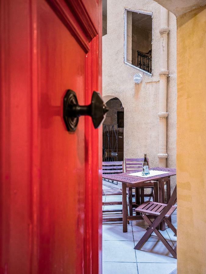 Valletta Main Street Apartment エクステリア 写真