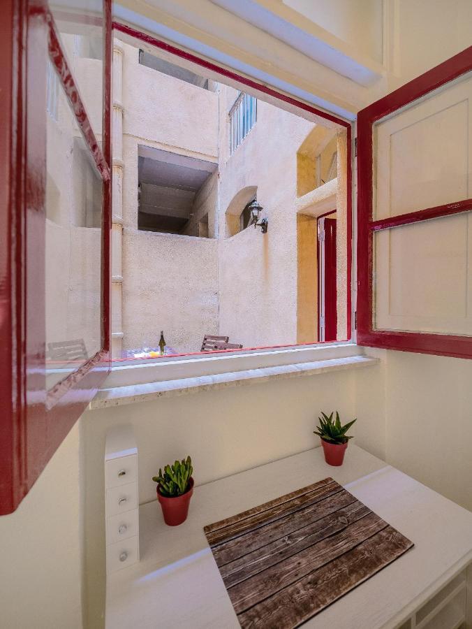 Valletta Main Street Apartment エクステリア 写真